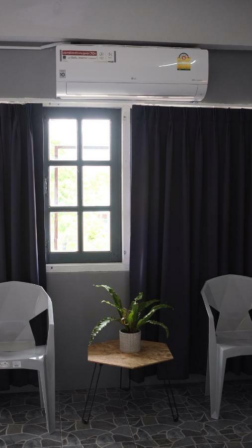 Soundsleep Hostel Chiang Rai Esterno foto